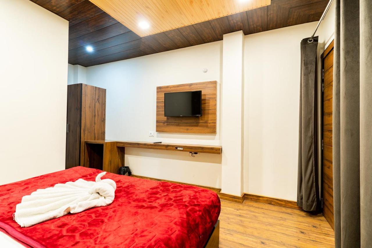 ناينيتال Hotel Woodland المظهر الخارجي الصورة